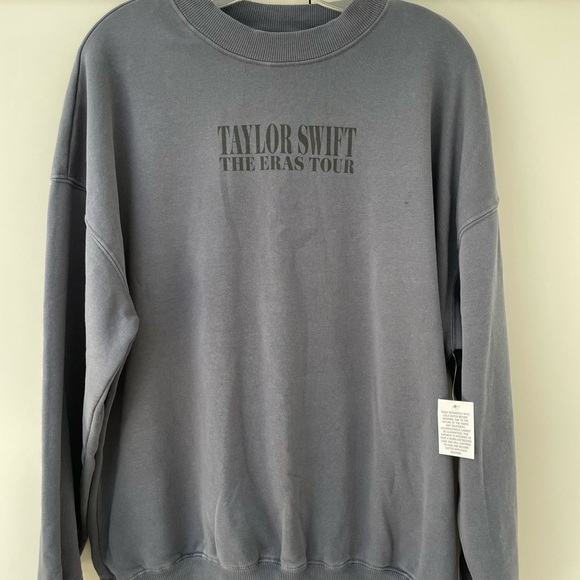 Taylor Swift Eras Tour Crewneck Sweatshirt Official Merch NEW with tag.  Size S - Picture 3 of 8